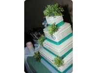 Bert's Bakery Custom Wedding Cake