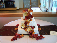 Bert's Bakery Custom Wedding Cake