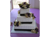 Bert's Bakery Custom Wedding Cake